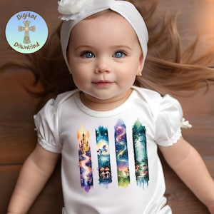 Peut inclure: Un bébé portant un body blanc orné d'un motif aquarelle coloré. Le motif représente un château, une licorne et une scène de forêt. L'image comprend également un logo de téléchargement numérique.
