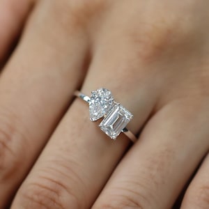 Emerald and Pear Cut Lab Grown Diamond Ring / 14K White Gold Two Stone Ring / IGI Certified Diamond Toi Et Moi Ring / Anniversary Gift Ring