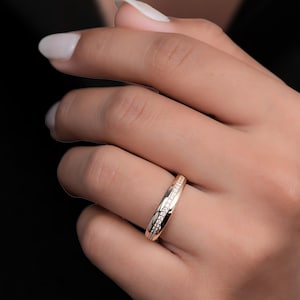 14k Solid Gold Chunky Signet Ring, Dome Women&#39;s Wedding Ring, Minimal Tiny Bubble Diamond Ring, Lab Diamond Legacy Dome Ring