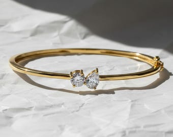14K Gold Pear & Round Lab Diamond Bangle Bracelet - 1.00 ct