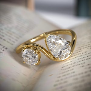 Pear & Round Cut Lab Grown Diamond Toi Et Moi Wedding Ring, Two Stone 2 Ct Engagement Ring, Certified Diamond Ring, Unique Anniversary Ring