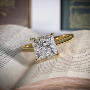 Princess Cut Engagement Ring in 14k Solid Gold Lab Grown Diamond Solitaire Ring for Anniversary Gift, Certified Diamond Wedding Ring for Her
