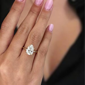 2 Carat Pear Cut Lab Grown Diamond Solitaire Ring / VS1 F Pear Shaped CVD Diamond Engagement Ring/ Thin Dainty Proposal Ring / 5 Prong Pear