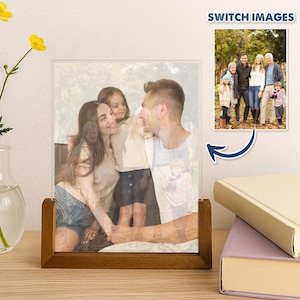 Kundenspezifische linsenförmige Familienfotokarte mit Holzständer, personalisiertes Geschenk für Eltern, Jahrestag, Andenken der Familienerinnerungen