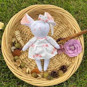 Linen handmade doll/doll mouse/organic linen mouse/rag doll/interior doll/gift for baby/heirloom linen doll/soft toy doll/stuff mouse