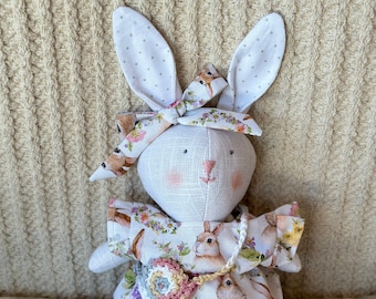 Bunny linen doll/Personalized  doll/stuffed doll/Rag doll/gift for baby/heirloom doll/stuffed animal toys and clothes/Easter Bunny.