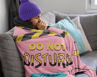 Coperta rosa chiaro "Non disturbare": coperta in morbido velluto a coste Timeout