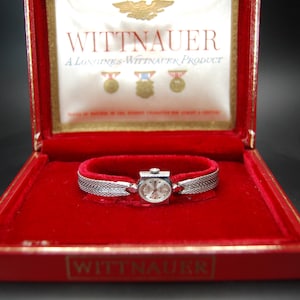 Beautiful Vintage Ladies Wittnauer Dress Watch and Matching Box