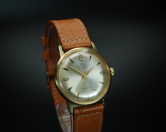 Vintage Solar Manual Wind Watch