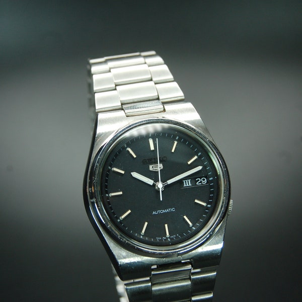 Vintage Seiko 5 Automatic Watch ref#7009 3160