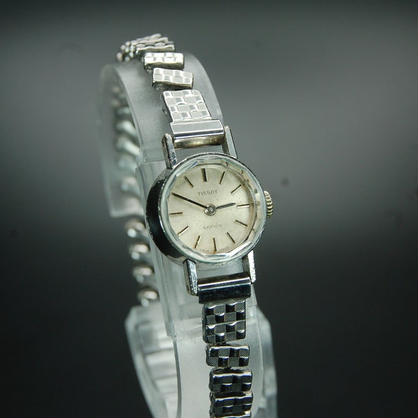 Vintage Ladies Tissot Saphir Swiss Watch