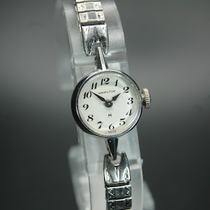 Belle montre vintage Hamilton pour femme