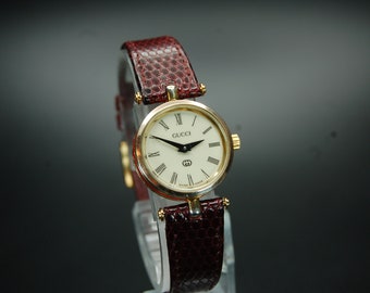 Reloj de cuarzo vintage Gucci Sherry Line