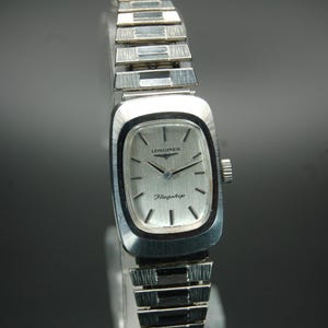 Stunning Vintage Ladies Longines Flagship Business Watch
