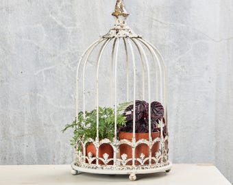 Vintage Metal Birdcage Decor – Distressed White Farmhouse Cloche for Table or Shelf Display