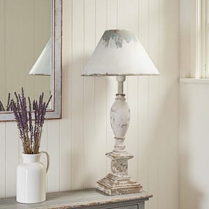 Vintage boerderijtafellamp, shabby-chic noodlijdende witte verlichting, rustiek Frans bedlampje