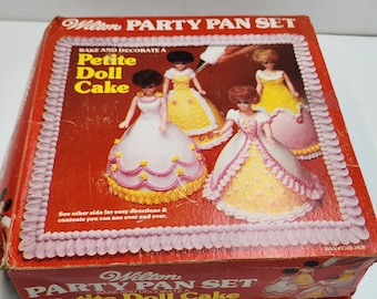 Wilton Petite Doll Cake Bake Decorate Party Pam Set Vintage 1977