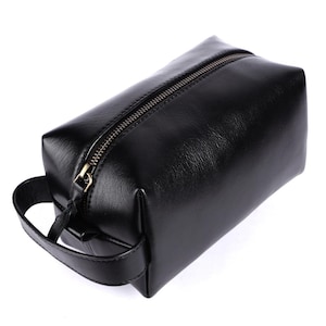 Genuine Leather Bag | Toiletry Bag | Travel Kit | Cosmetic Bag | Makeup Bag | Anniversary Gift |  Make-up Kit| Groomsmen Gifts|Hand made Bag