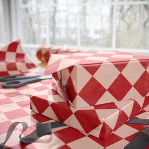 Rot & Beige karierte Geschenkpapierrolle, Weihnachtsgeschenkverpackung, Weihnachtsgeschenkverpackung, rotes Geschenkpapier, festliche Feiertagsverpackung, preppy Verpackung Bild 8