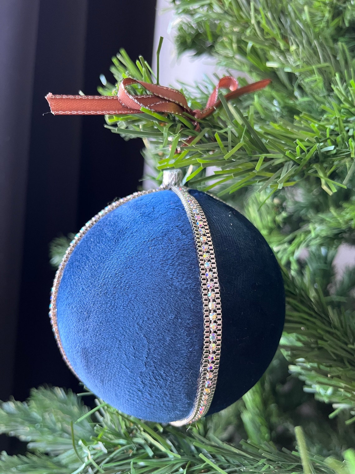 Christmas Ball Tree Ornaments Handmade. Xmas Holiday Baubles.white