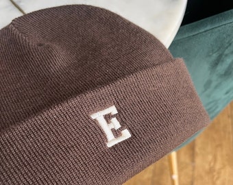 Personalisierte Initialbeanie - Individuelles Geschenk - Kleine Geschenkideen - Individueller Hut