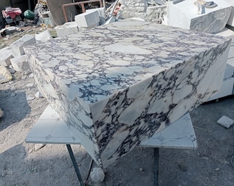 Calacatta Viola Marmor Sockel Couchtisch: Kundenspezifischer Cube Beistelltisch