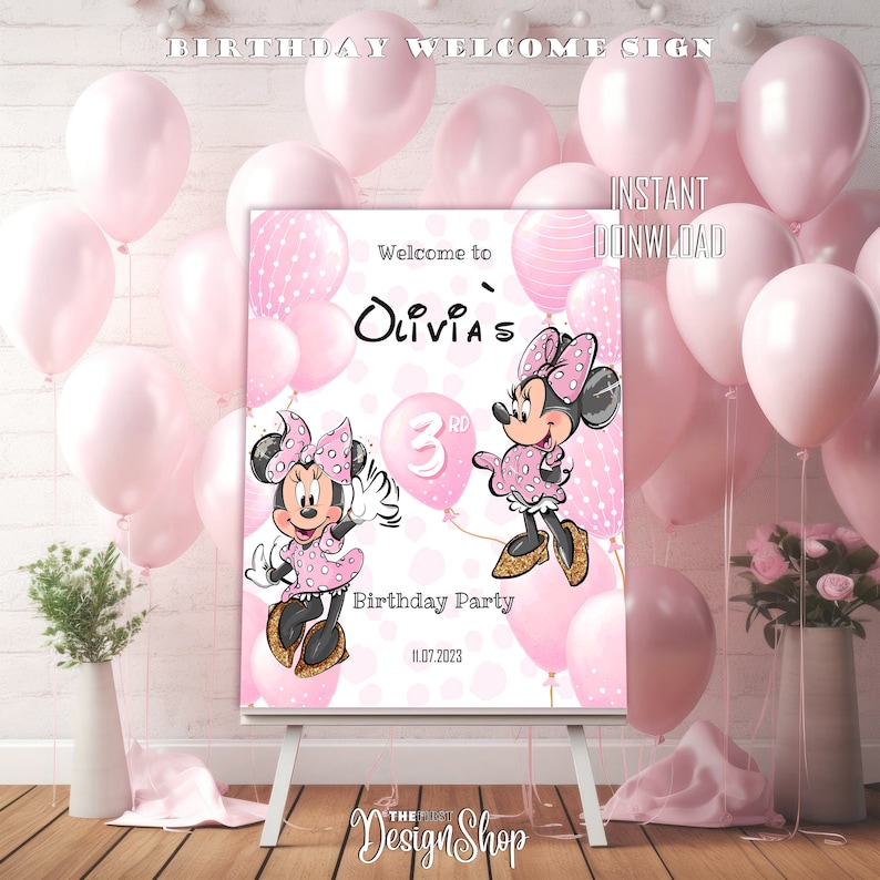 Puede incluir: Se&ntilde;al de bienvenida de cumplea&ntilde;os imprimible con fondo rosa y blanco, globos rosas, dos personajes de Minnie Mouse y el texto "Bienvenido a Olivia's 3rd Birthday Party 11.07.2023".