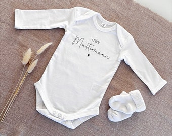 Babybody personalisiert | Body | Geschenk zur Geburt | Mini Mustermann