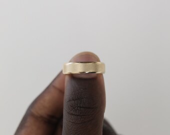 Solid Gold strukturierter Ehering, handgefertigte klassische Goldring für Herren, Comfort Fit Band, Verlobungsring für Männer, besondere Geschenke für ihn