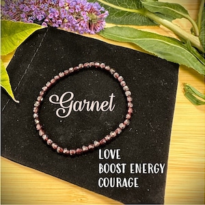 Crystal Healing Stones Garnet Hand Crafter 4mm Cubed Bracelet Love
