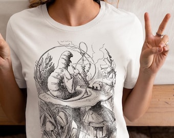 Camiseta gráfica de Alicia en el país de las maravillas La oruga, ilustración vintage del libro de John Tenniel Lewis Carroll Alicia en el país de las maravillas
