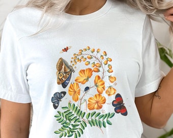 Vintage Plants & Butterflies Tee Shirt, Nature Retro Illustration shirt, Butterfly and Moth Shirt, Gift T-shirt Nature, Cottagecore T-shirt