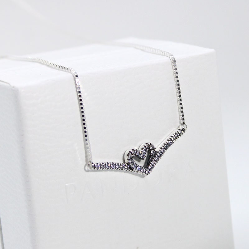 Sparkling wishbone heart on sale collier necklace