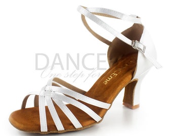 Weiße Satin Latein Tanzschuhe für Damen | Salsa Schuhe | Kizomba Schuhe | Bachata Schuhe | Abschlussball-Schuhe | Latein 7 cm | Bequeme Latein Schuhe