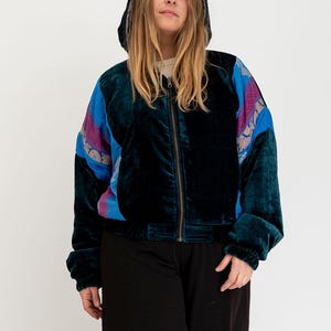 Reversible Cropped Winter Jacket in Petrol with Vintage Sari Details - Size XL