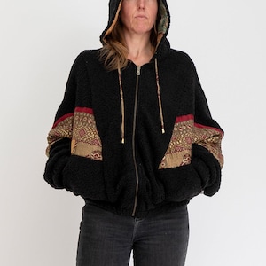 Shadow Craft – Oversized omkeerbare jas met teddybeer en sari - Maat L