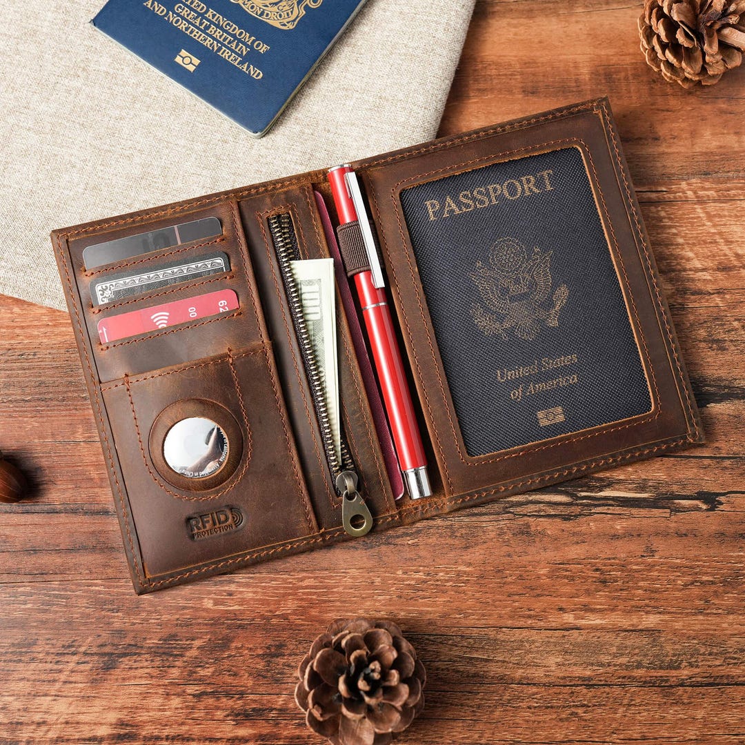 Personalized Vintage Cowhide Leather RFID Passport Holder with AirTag Slot, Travel Wallet for Couples, Family Travelers, Christmas Gifts