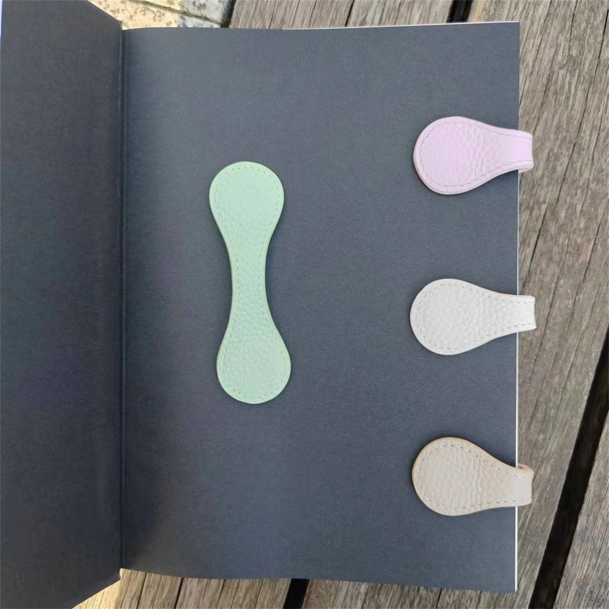 Leather Magnetic Bookmark Top Grain Cowhide Handmade Bookmark Leather magnetic bookmark top grain cowhide handmade bookmark