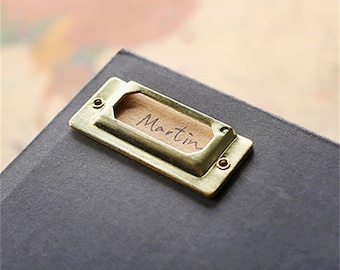 Vintage messing labellabel, indexclip reizigersnotitieboekje, messing labelhouder, bijbel, antieke boeken, tijdschriften, plakboeken en koperen accessoires