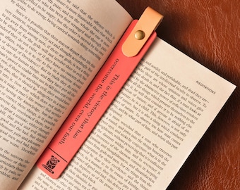 Personalisiertes Leder Lesezeichen, Bücherwurm Lesezeichen, Weihnachtsgeschenk für Leser, Geschenk für Freund / Freundin, Bibel Lesezeichen