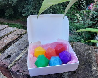D20 Seifenwürfel Set: Veganes Gamer Geschenk | Empfindliche Haut sicher