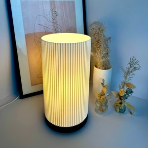 Modern table lamp Cylinder Desk lamp / Bedside lamp / Minimalist / Modern / Design image 1