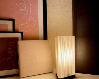 Modern table lamp Triangle - Desk lamp / Bedside lamp / Minimalist / Modern / Design