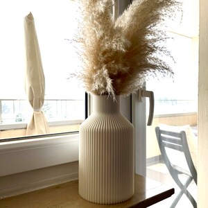 BloomiqueCo Vase Bottle / Verschiedene Größen / Dekovase / Vase/ 3D Druck / Pampasgras / Trockenblumen / Dekoration / Eukalyptus Bild 6