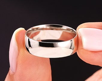 950 Platinum Classic Dome Wedding Band (6mm): Polished Comfort Fit Ring
