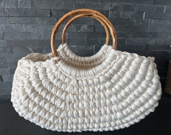 sac tissé main avec poignées bambou, sac cabas blanc crème