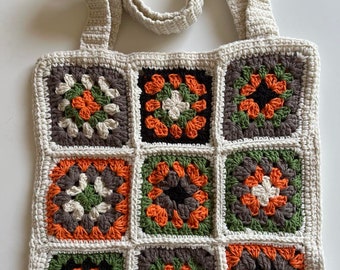 sac tote bag au crochet granny square, sac carré de grand mère coton, sac de plage, sac fourre tout au crochet fait main, sac a bandoulière