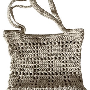 sac cabas fourre tout à bandoulière tricoté main au crochet bleu ou beige idéal été plage vacances cadeau image 2