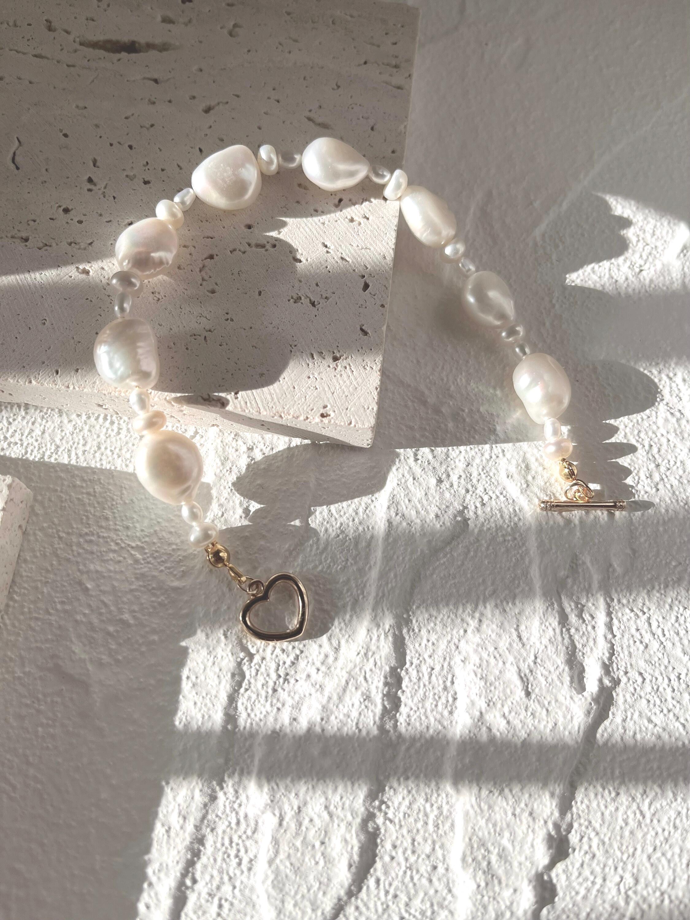 ブレスレット The Baroque Pearl and ME Heart Bracelet Baroque Pearls Bracelet With Heart Toggle, Heart Bracelet