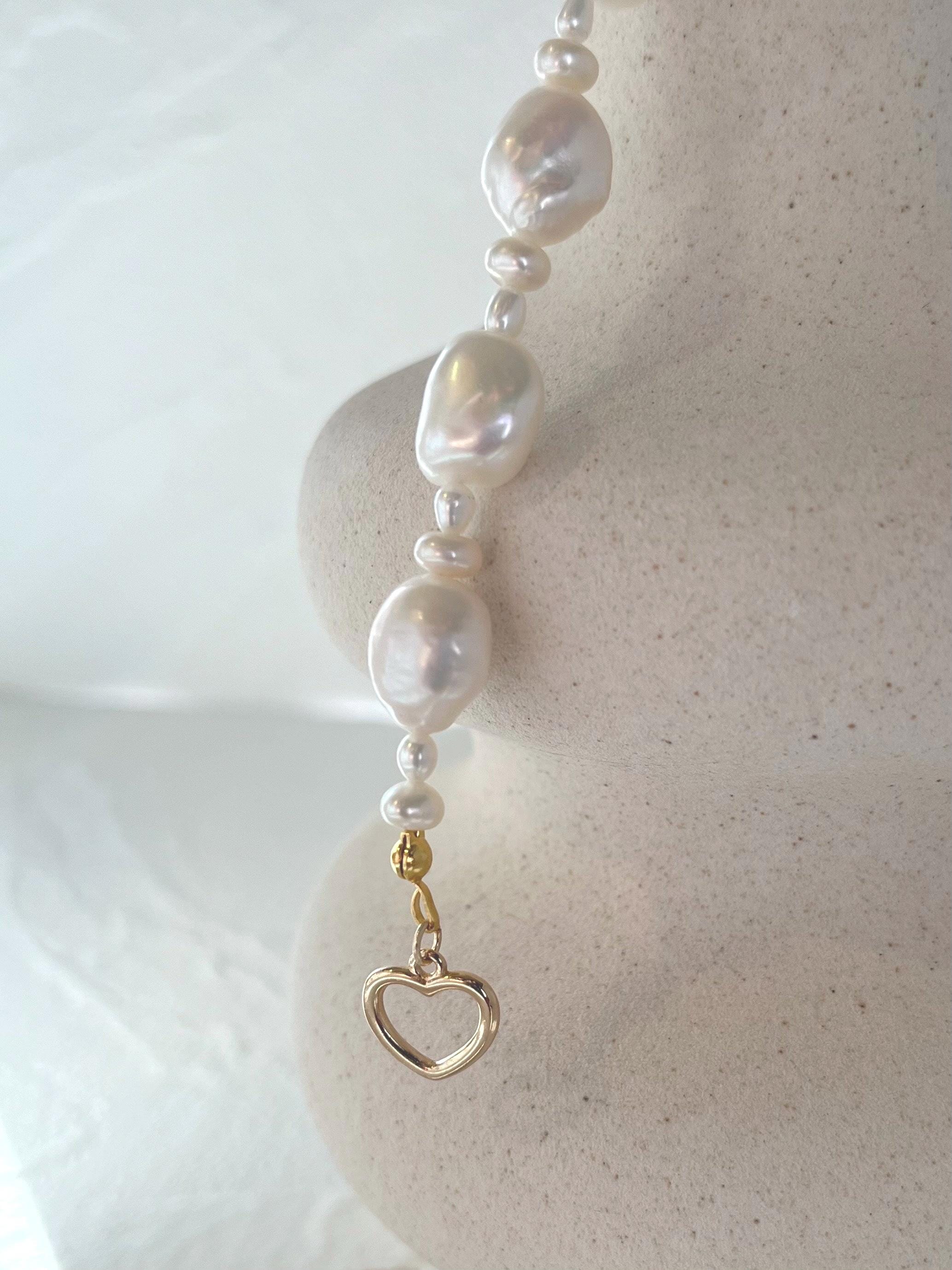 ブレスレット The Baroque Pearl and ME Heart Bracelet Baroque Pearls Bracelet With Heart Toggle, Heart Bracelet